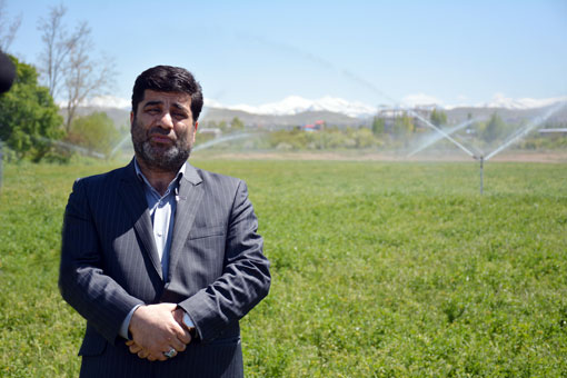  مجموعاً ۷۳۵۰۰ هکتار از مزارع و باغات آذربایجان شرقی مجهز به سیستم های نوین آبیاری هستند