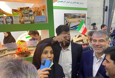 بازدید مسئولین کشوری از غرفه سازمان جهاد کشاورزی استان آذربایجان شرقی در نمایشگاه جامع کشاورزی ایران