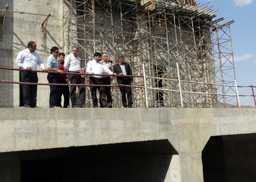 بهره‌برداری از شبکه‌های جامع فرعی مهار آبهای مرزی در رونق تولید و اشتغال مرزنشینان تأثیر بسزایی دارد