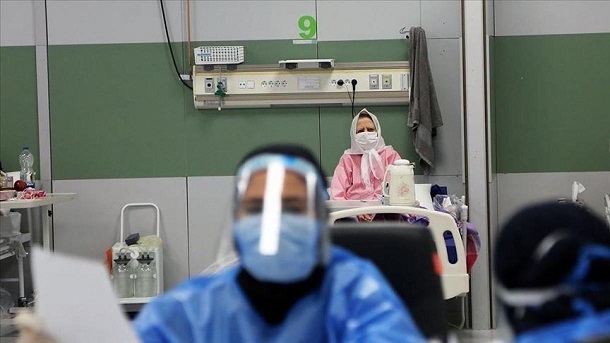 خطرناکتر از کرونا، کسانی هستند که ماسک نمیزنند/ مرگ یکسوم جمعیت ایران در شیوع “طاعون بدون واکسن” … و حالا کرونا هم واکسن ندارد