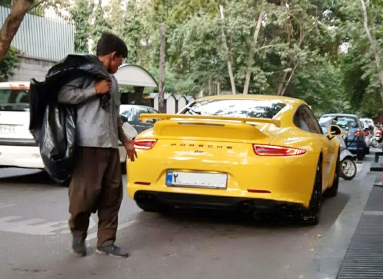 تیک تاک “بمب ساعتی شکاف طبقاتی ” را نمی شنوید؟ ایران در خطر است / تصمیمات بزرگ و شجاعانه بگیرید