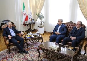 تاکید استاندار آذربایجان شرقی بر لزوم حذف نگاه امنیتی به حوزه اقتصاد/ فرآیندهای حوزه تولید و اقتصاد اصلاح شود