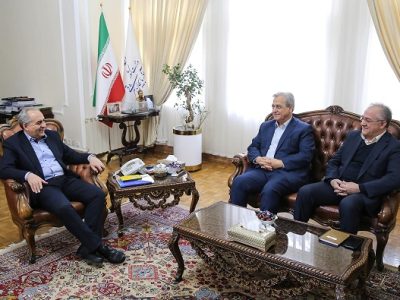 تاکید استاندار آذربایجان شرقی بر لزوم حذف نگاه امنیتی به حوزه اقتصاد/ فرآیندهای حوزه تولید و اقتصاد اصلاح شود