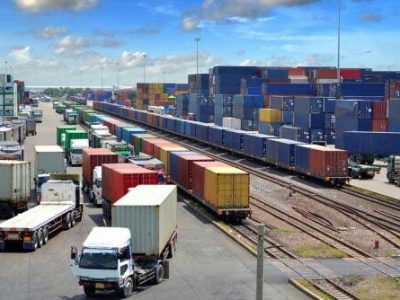 رشد ۳۲ درصدی مبادلات تجاری از گمرکات آذربایجان شرقی در ۷ ماهه سالجاری