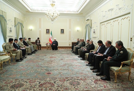 رئیس جمهور در دیدار فرمانده ارتش پاکستان: علاقمندی دو ملت مسلمان ایران و پاکستان به یکدیگر سرمایه ارزشمندی است