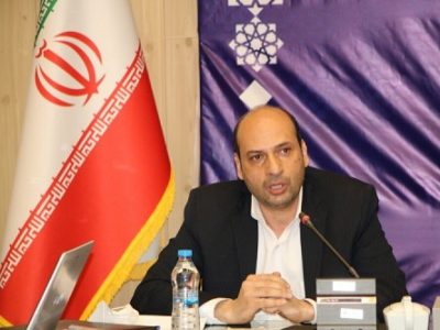 همه دانشجویان به‌ویژه دانشجویان بسیجی و سایر تشکل‌ها را همراه خود می‌دانم