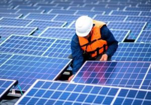 صدور مجوز سرمایهگذاری یکهزار میلیارد تومانی برای تولید سولار در آذربایجان شرقی