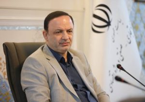 دبیر شورای‌عالی مناطق آزاد خبر داد: مالکان خودرو با پلاک منطقه آزاد می‌توانند نسبت به دریافت پلاک ملی اقدام نمایند