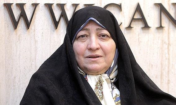 قرآن نمی‌گوید «یا روسری یا توسری»