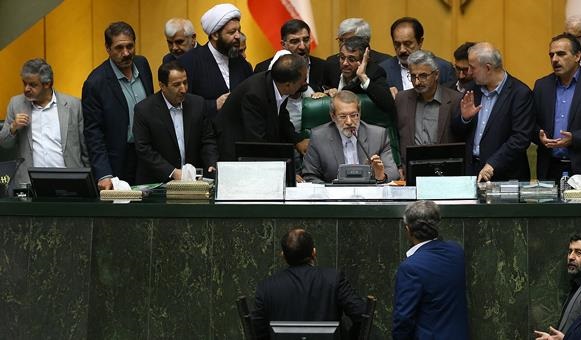 انتقاد نمایندگان از بی توجهی دولت به اجرای مصوبات مجلس و آمار عجیب بیکاری در آبادان