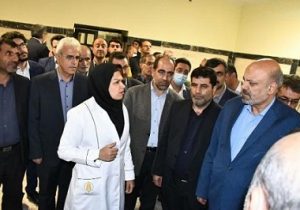 بازدید معاون وزیر و رئیس سازمان تحقیقات ، آموزش و ترویج کشاورزی از نمایشگاه شرکتهای دانش بنیان بخش کشاورزی