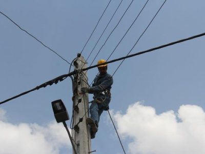 ۸۳۴ کیلومتر شبکه برق تبریز ایمنتر شد؛ گامی بلند برای خدمات مطمئنتر