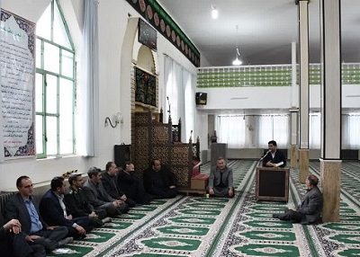 ارائه تسهیلات مکانیزاسیون برای کشاورزان آقکند شهرستان میانه