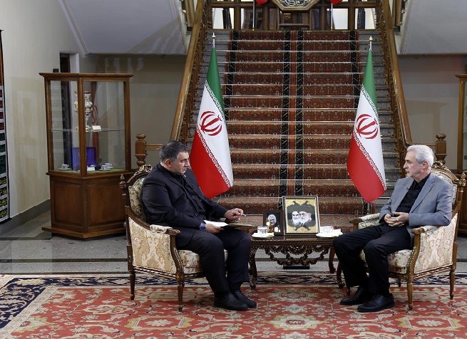 آذربایجان شرقی از نظر  برخی از شاخص‌ ها جزو استان‌های نسبتاً توسعه‌یافته تقسیم‌بندی شده است