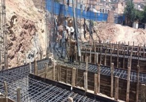 آغاز عملیات بتنریزی در پروژه ۲۰۰ میلیارد ریالی احداث ساختمان ورزشی میدان پاس