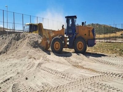 آغاز عملیات احداث اولین زمین فوتبال ساحلی در ورزشگاه یادگار امام (ره)