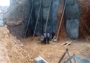 پروژه ۴۱۰ میلیارد ریالی احداث سالن ورزشی و فرهنگسرا در بلوار ایده لو وارد مرحله نصب پایه های فونداسیون شد