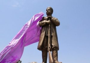 تندیس سردار ملی همزمان با روز مشروطه در تبریز رونمایی شد