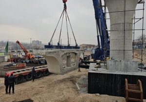 اولین قطعه صفر سگمنتال تقاطع غیر همسطح سهراهی اهر نصب شد