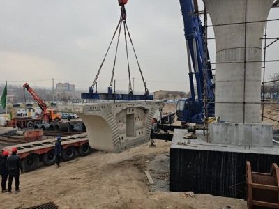 اولین قطعه صفر سگمنتال تقاطع غیر همسطح سه‌راهی اهر نصب شد