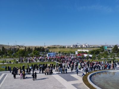 برگزاری همایش صبح و نشاط در تبریز با پخش زنده از شبکه سه سیما / اهدای دوچرخه و جوایز ارزنده به شرکتکنندگان