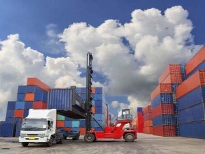 صادرات بیش از یک میلیارد دلار کالا از گمرکات آذربایجان شرقی