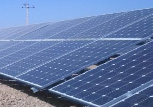 ثبت نام متقاضیان احداث نیروگاه خورشیدی پشتبامی در تبریز