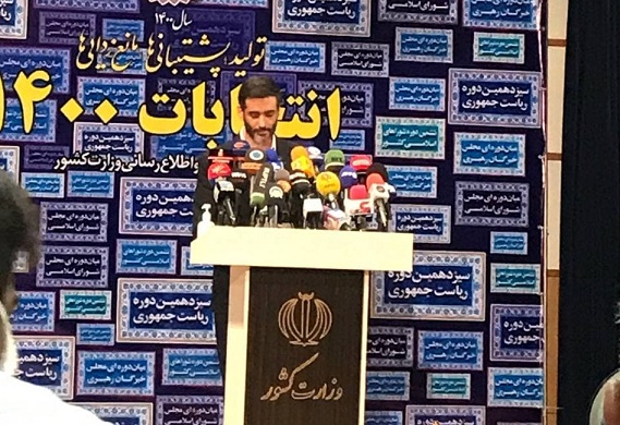 مردم از خودروی ملی به عنوان خفت ملی یاد میکنند ولی ما آن را تبدیل به عزت ملی میکنیم