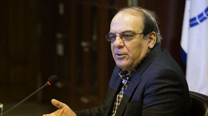عباس عبدی خطاب به نماینده مجلس: خودتان فردا صف می‌کشید برای مذاکره/ برجام نبود آب خوردن هم گیرتان نمی‌آمد