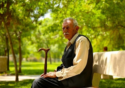 مدیر عامل سازمان تامین اجتماعی بیان کرد: زمان واریز مابه التفاوت افزایش حقوق فروردین بازنشستگان