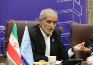 پژوهش و فناوری باید به سمت حل مشکلات جامعه حرکت کند