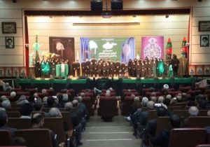 نشان ارادت آستان سالار شهیدان بر سینه پیرغلامان و خادمین حسینی تبریز