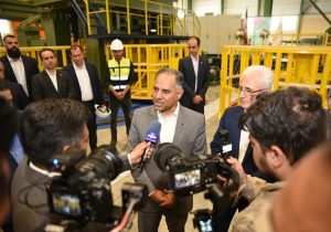 بهرهبرداری از فاز توسعه کارخانه لوله مسی مهراصل با حضور مدیرعامل بانک تجارت