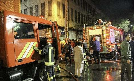 شهردار تبریز: آتشنشانان شهرداری اجازه ورود خسارت بیشتر به اصناف را ندادند