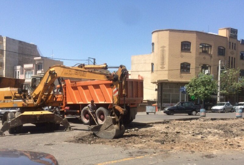 شهردار منطقه ۱ تبریز خبر داد:عملیات اصلاح هندسی تقاطع عارف آغاز شد