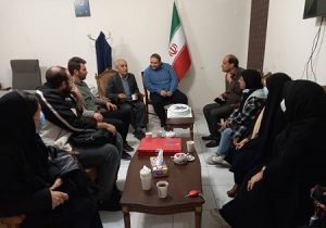 لزوم همکاری دوجانبه بین رسانه ها و سازمانهای دولتی // رسانه ها خواستار توجه جدی دولت انقلابی به مشکلات خبرنگاران و نویسنده گان