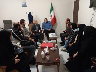 لزوم همکاری دوجانبه بین رسانه ها و سازمانهای دولتی // رسانه ها خواستار توجه جدی دولت انقلابی به مشکلات خبرنگاران و نویسنده گان