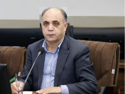 وقتی نان نیست، قلم نمینویسد