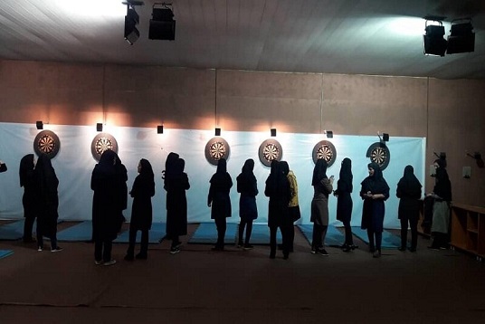 جام شهدای بسیج؛برترین‌های مسابقات دارت بانوان کارمند شهرداری تبریز مشخص شدند