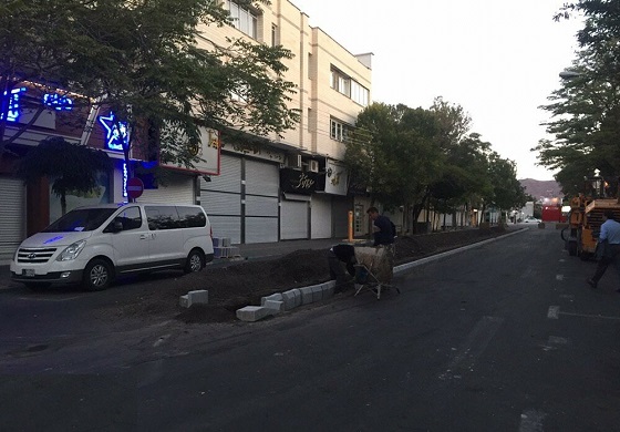 آغاز اجرای پروژه احداث پیاده راه کریم خان در شهرک ولی عصر(عج)