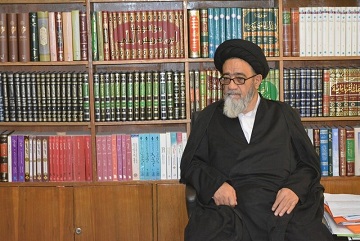 نماینده ولی فقیه در آذربایجان شرقی: خدمات آتش نشانان تنها به آتش سوزی منحصر نیست