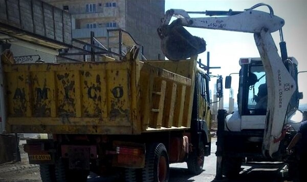 لایروبی آبروها و کانال ها در سطح حوزه شهرداری منطقه۹