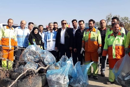 تداوم طرح پاکسازی محیط های خدمات رسانی در تبریز