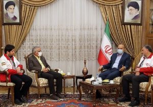 دیدار دبیرکل جمعیت هلال احمر با استاندار آذربایجانشرقی