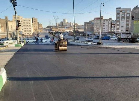 تا ۱۱ اسفندماه صورت گرفت؛ توزیع ۶۰۰ تن آسفالت برای لکه گیری آسفالت معابر توسط شهرداری منطقه ۵تبریز