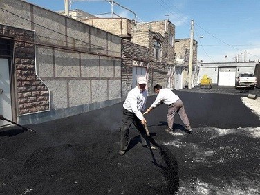 بهسازی معابر غرب تبریز با توزیع روزانه ۱۵۰ تن آسفالت