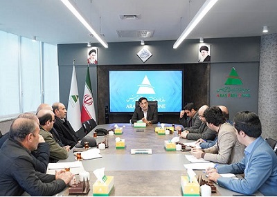 نشست مدیرعامل سازمان منطقه آزاد ارس با هیات مدیره تعاونی شاهمار مزرعه/ اصلاح الگوی کشت برای تولید محصولات کشاورزی صادرات محور