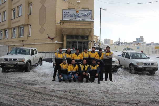 اعزام سه اکیپ از برق تبریز برای کمک به مردم گیلان