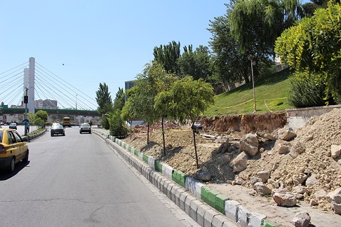 از سوی شهرداری منطقه ۲؛ عملیات اجرایی پل همسان کابلی تبریز آغاز شد