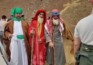 هنرمندان هشترودی نمایش غدیر را باز خوانی کردند